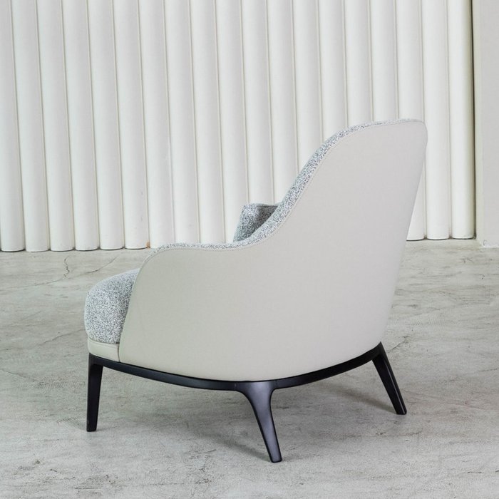Дизайнерское кресло Polly серого цвета - лучшие Интерьерные кресла в INMYROOM