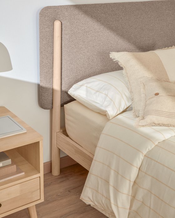 Кровать Shayndel 90x190 с серым изголовьем  - купить Кровати для спальни по цене 126990.0