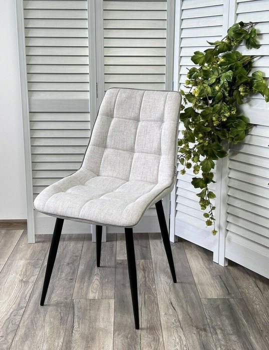 Стул Chic светло-серого цвета - лучшие Обеденные стулья в INMYROOM