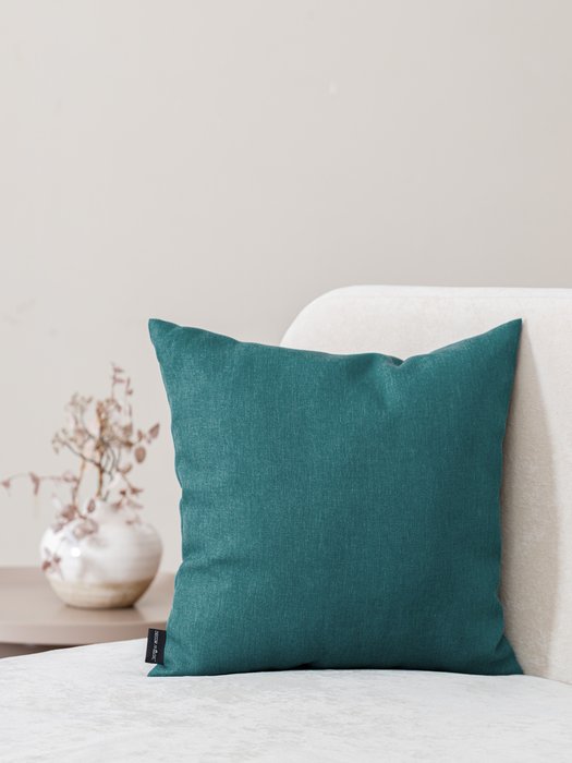 Декоративная подушка синего цвета - лучшие Декоративные подушки в INMYROOM