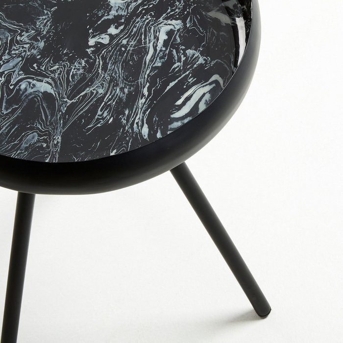 Приставной столик Reuber черного цвета - купить Кофейные столики по цене 12990.0