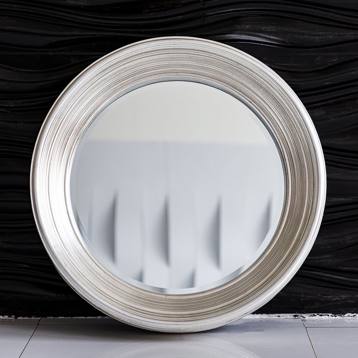 Настенное зеркало Энди в раме серебряного цвета  - лучшие Настенные зеркала в INMYROOM
