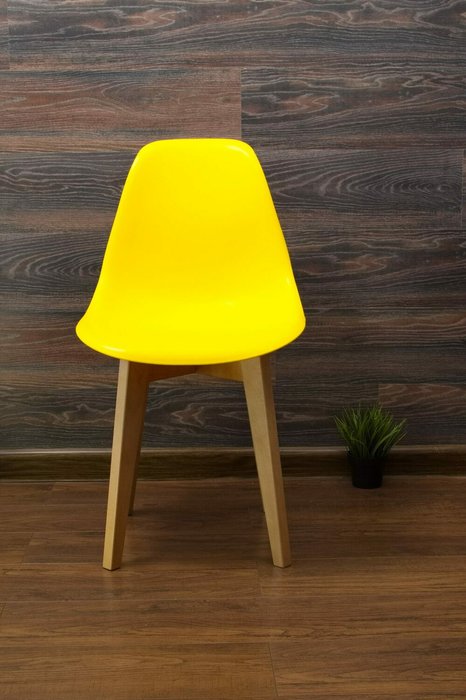 Стул Сашш желто-коричневого цвета - лучшие Обеденные стулья в INMYROOM