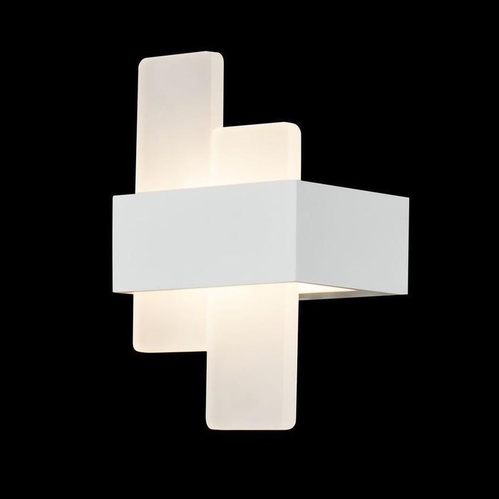 Настенный светодиодный светильник Mix белого цвета - купить Бра и настенные светильники по цене 3900.0