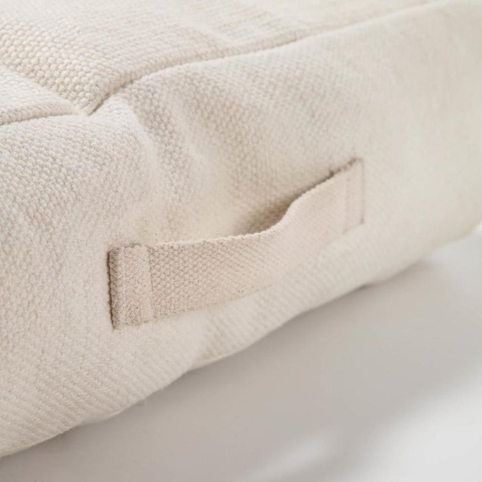 Подушка Sarit 60x60 из хлопка белого цвета  - купить Декоративные подушки по цене 8490.0