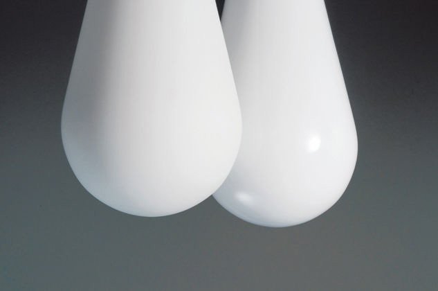 Подвесной светильник Rotaliana Goccia  с плафоном из стекла белого цвета  - купить Подвесные светильники по цене 20010.0