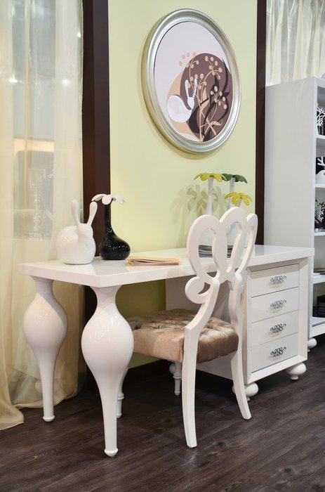 Письменный стол Palermo белого цвета - купить Письменные столы по цене 139860.0
