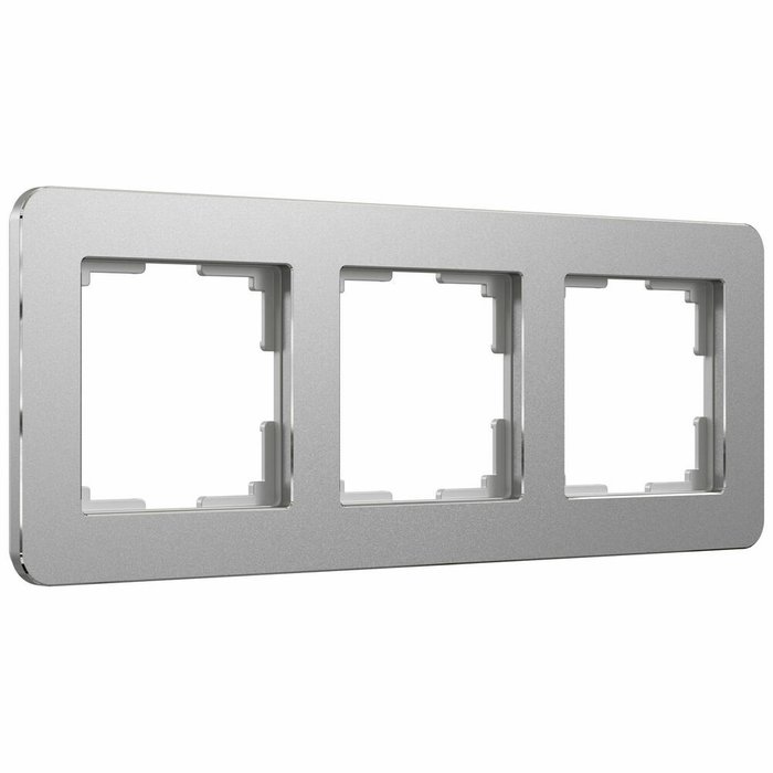 Рамка из металла на 3 поста Platinum алюминий W0032606 Platinum алюминий Рамка из металла на 3 поста Platinum алюминий W0032606 Platinum алюминий