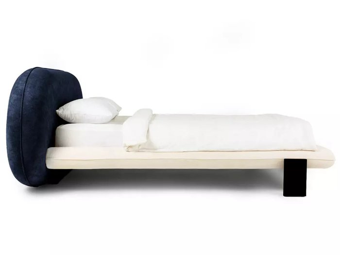 Кровать Softbay 160х200 бело-синего цвета без подъемного механизма - лучшие Кровати для спальни в INMYROOM