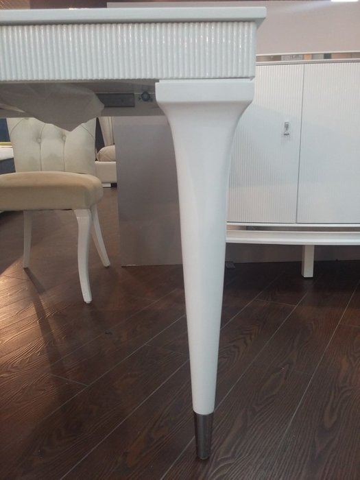 Обеденный стол раздвижной Rimini белого цвета - лучшие Обеденные столы в INMYROOM