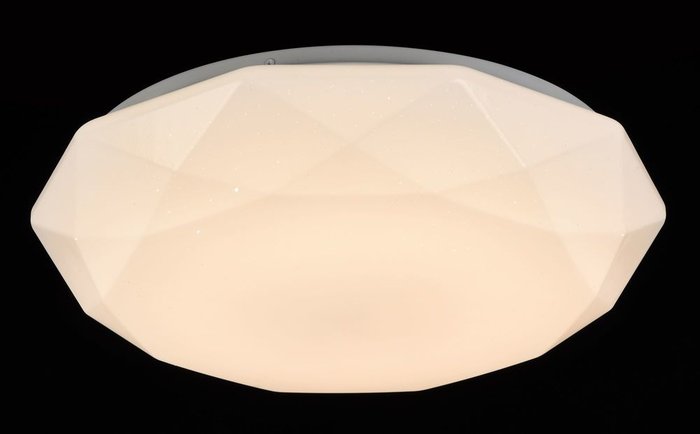 Потолочный светильник Crystallize белого цвета - лучшие Потолочные светильники в INMYROOM