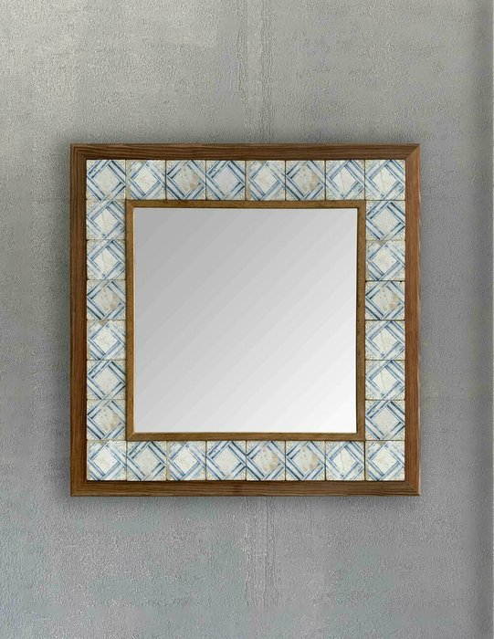 Настенное зеркало 43x43 с каменной мозаикой бежево-голубого цвета - купить Настенные зеркала по цене 16871.0