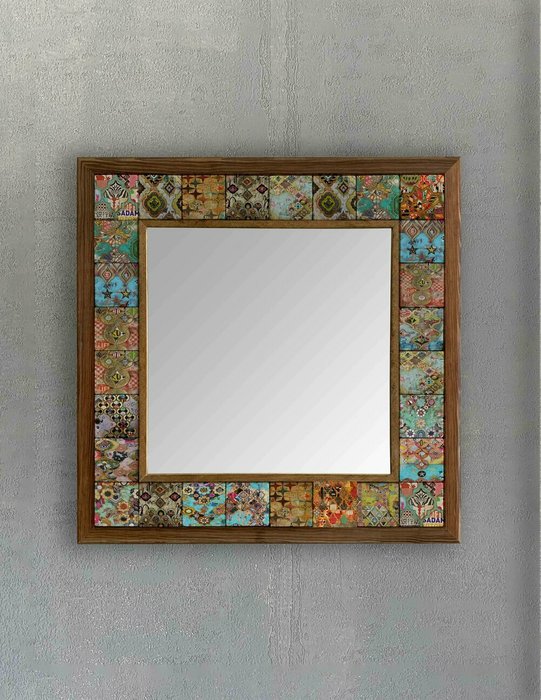 Настенное зеркало 43x43 с рамкой из натурального камня в виде мозаики - купить Настенные зеркала по цене 16871.0