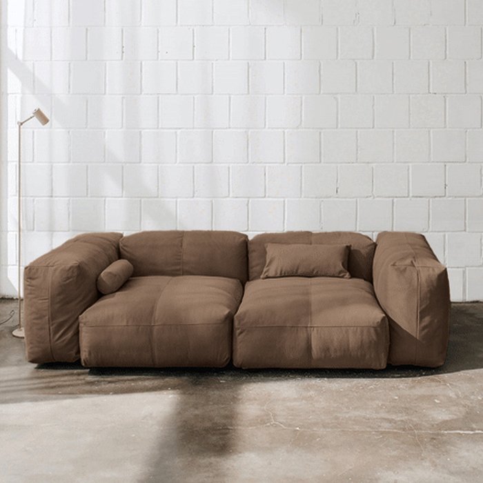 Прямой диван Фиджи двухсекционный большой коричневого цвета - лучшие Прямые диваны в INMYROOM