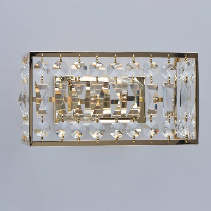 Настенный светильник Монарх из металла и хрусталя  - купить Бра и настенные светильники по цене 9060.0