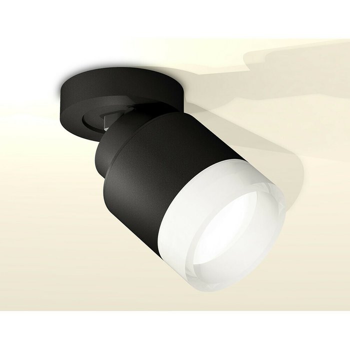 Светильник точечный Ambrella Techno Spot XM8111001 - купить Накладные споты по цене 7645.0