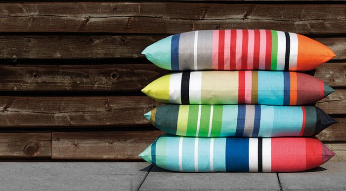 Подушка Stripes Sandy из хлопка - купить Декоративные подушки по цене 2900.0