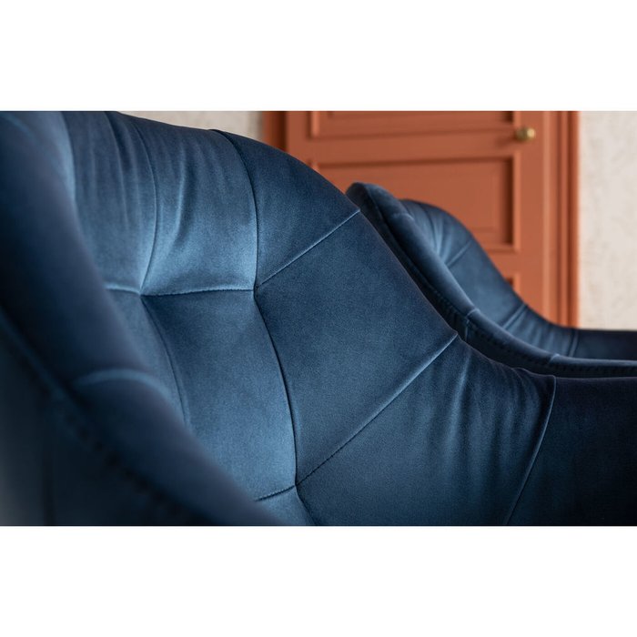 Стул мягкий с подлокотниками Lady синего цвета - лучшие Обеденные стулья в INMYROOM