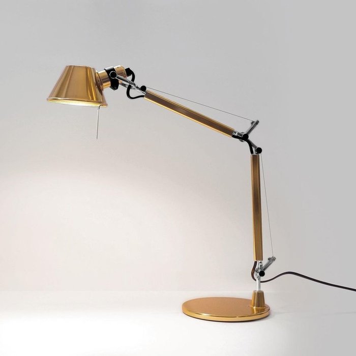 Настольная лампа Artemide TOLOMEO Micro Gold Настольная лампа Artemide TOLOMEO Micro Gold