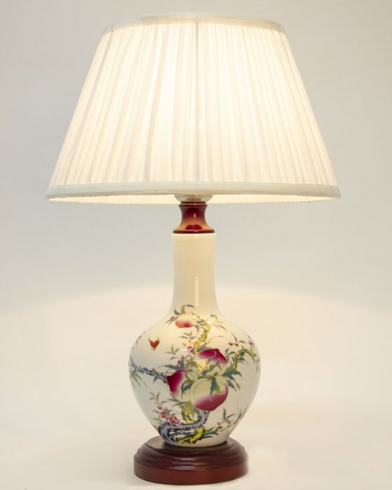 Настольная лампа Lidia CT1373A10 (ткань, цвет белый) - лучшие Настольные лампы в INMYROOM