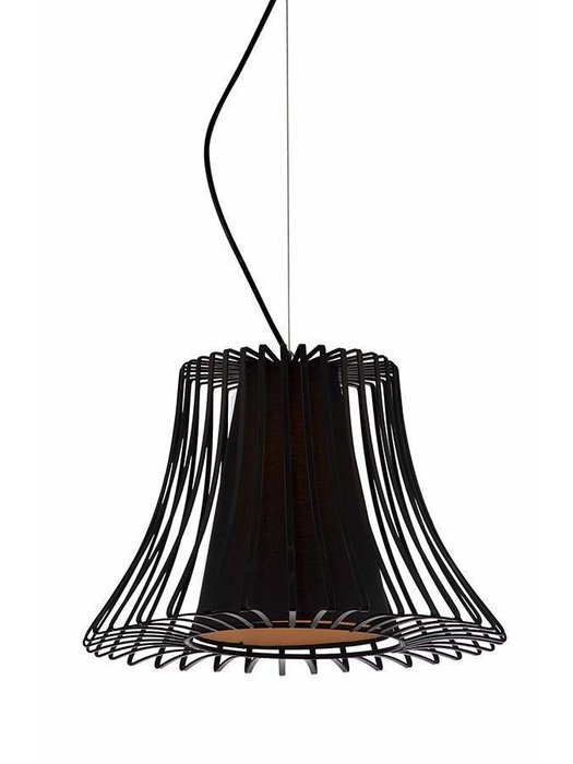 Подвесной светильник с плафоном из металла черного цвета 