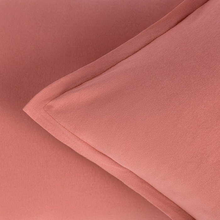Трикотажное одеяло Роланд 155х215 терракотового цвета - лучшие Одеяла в INMYROOM