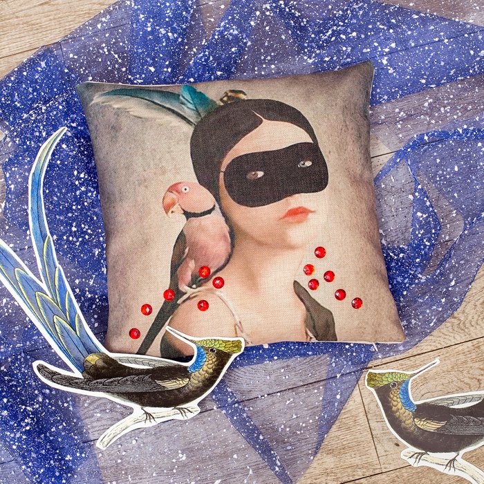 Декоративная подушка "Маскарад"  - лучшие Декоративные подушки в INMYROOM