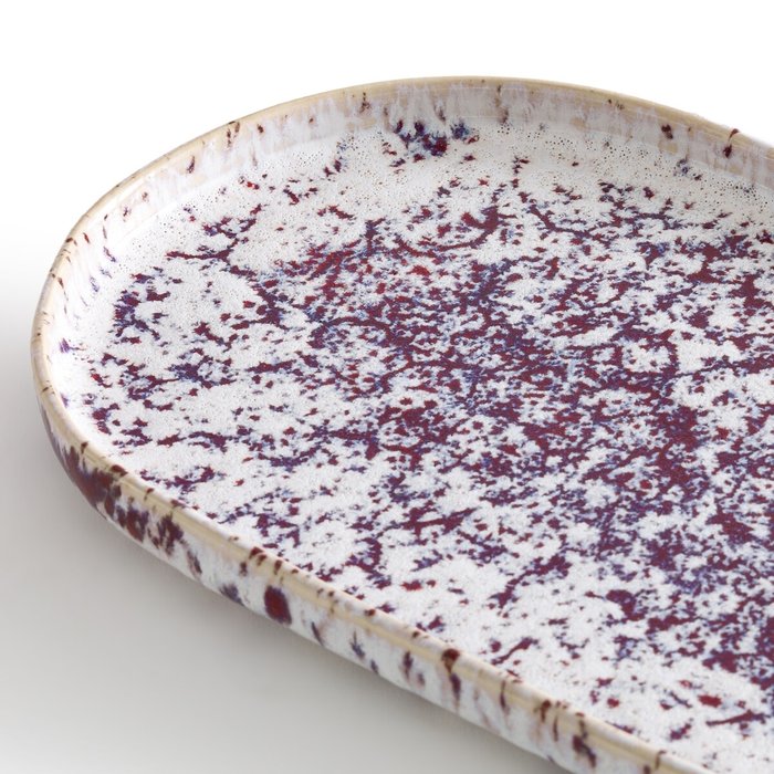 Блюдо овальное Hortensia бело-фиолетового цвета - лучшие Тарелки в INMYROOM