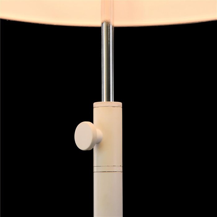 Настольная лампа Maytoni Monic  - купить Настольные лампы по цене 7300.0