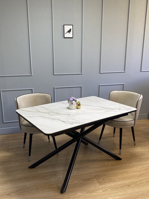 Раздвижной обеденный стол DK1200 бело-черного цвета - лучшие Обеденные столы в INMYROOM