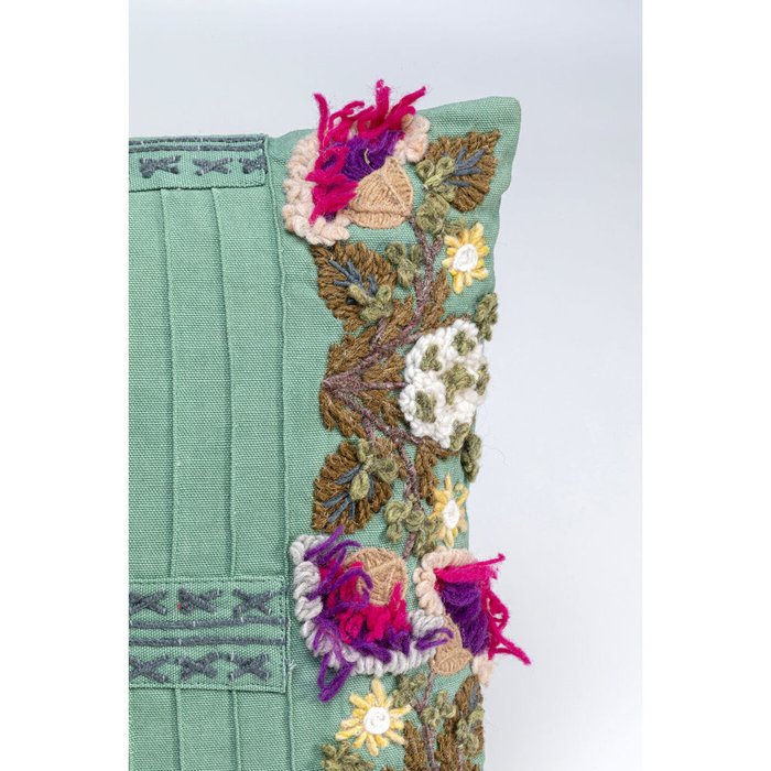 Подушка Flowers зеленого цвета - купить Декоративные подушки по цене 16120.0