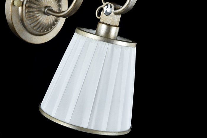 Бра Brezza с белым плафоном - лучшие Бра и настенные светильники в INMYROOM