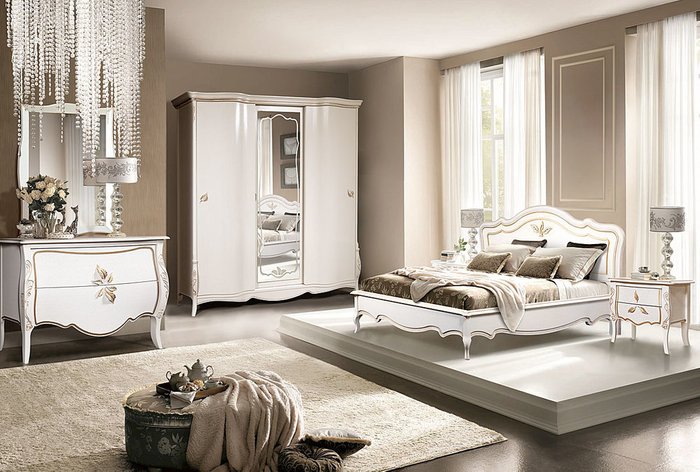 Кровать Трио 160х200 белого цвета с золотой патиной - лучшие Кровати для спальни в INMYROOM