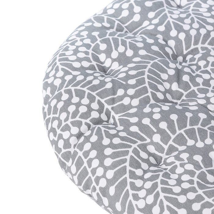 Подушка на стул круглая с принтом Спелая Смородина 40х40 серого цвета  - лучшие Декоративные подушки в INMYROOM