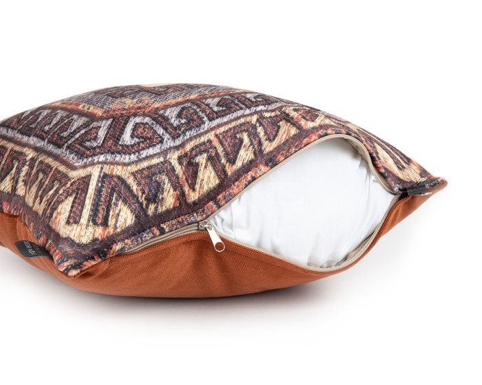 Декоративная подушка Cherish из полиэстера - лучшие Декоративные подушки в INMYROOM