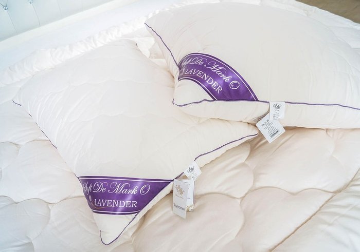 Подушка Lavender 50х70 белого цвета
