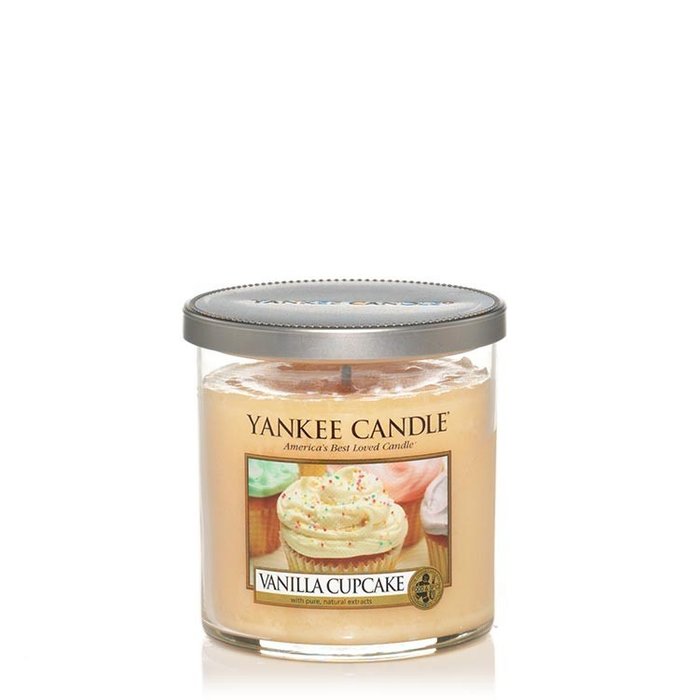 Ароматическая свеча Yankee Candle Vanilla Cupcake / Ванильный кекс