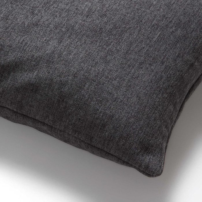 Чехол для декоративной подушки Mak черного цвета - лучшие Чехлы для подушек в INMYROOM