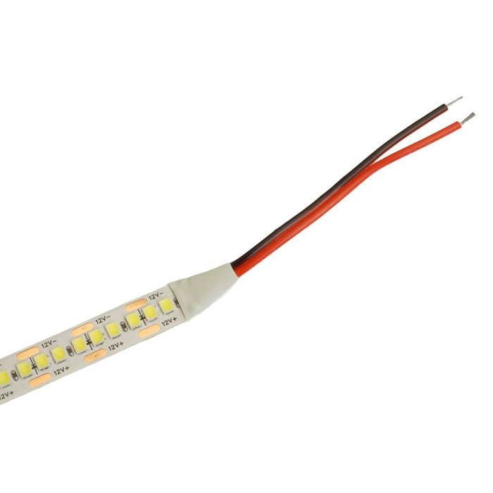 Светодиодная LED лента 240SMD(2835)/м 19Вт/м 12V 6500К Feron LS617 48828 - лучшие Светодиодная лента в INMYROOM