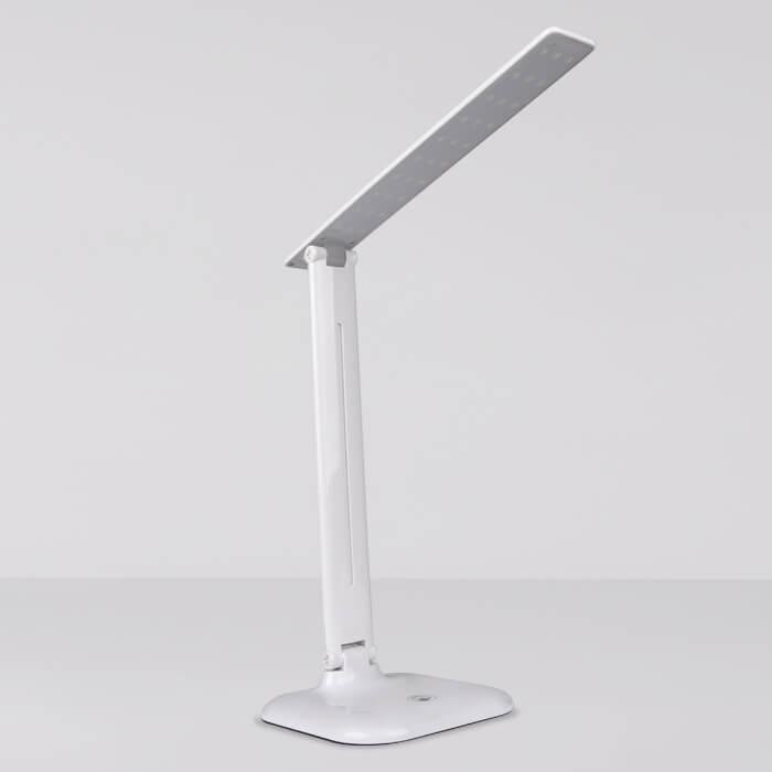 Настольная лампа Desk белого цвета - купить Рабочие лампы по цене 1799.0