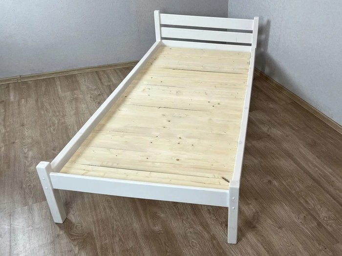 Кровать Классика сосновая сплошное основание 80х190 белого цвета - лучшие Кровати для спальни в INMYROOM
