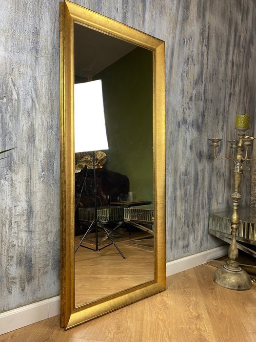 Напольное зеркало Francesco в раме золотистого цвета - купить Напольные зеркала по цене 29900.0