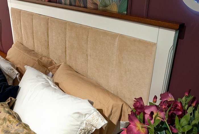 Кровать Brianson 140x200 жемчужно-бежевого цвета - купить Кровати для спальни по цене 86685.0