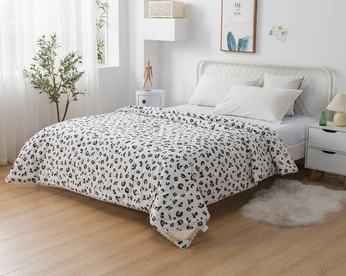 Одеяло Табио 160х220 черно-белого цвета - купить Одеяла по цене 11060.0