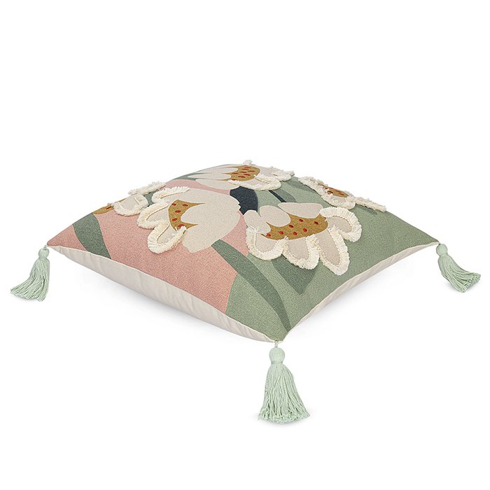 Декоративная подушка Ethnic Garden Flower 45х45 бежево-зеленого цвета - купить Декоративные подушки по цене 2890.0