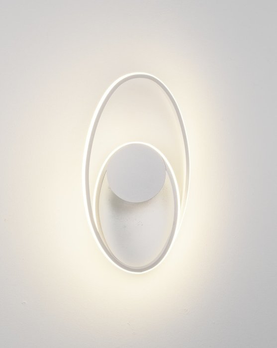 Светодиодный настенный светильник Dante белого цвета