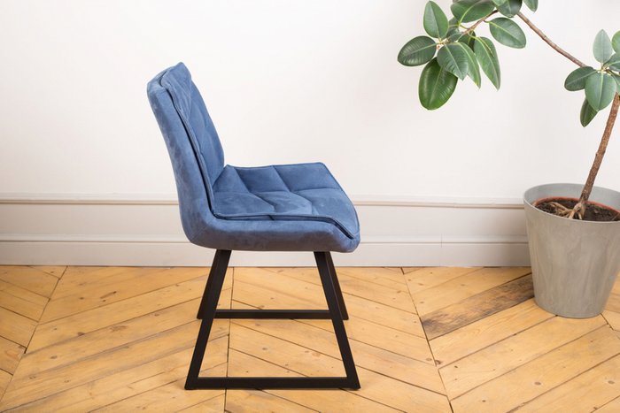 Стул Draco синего цвета с черными ножками - лучшие Обеденные стулья в INMYROOM