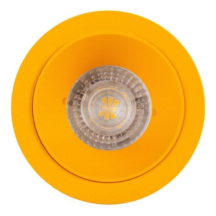 Встраиваемый светильник желтого цвета