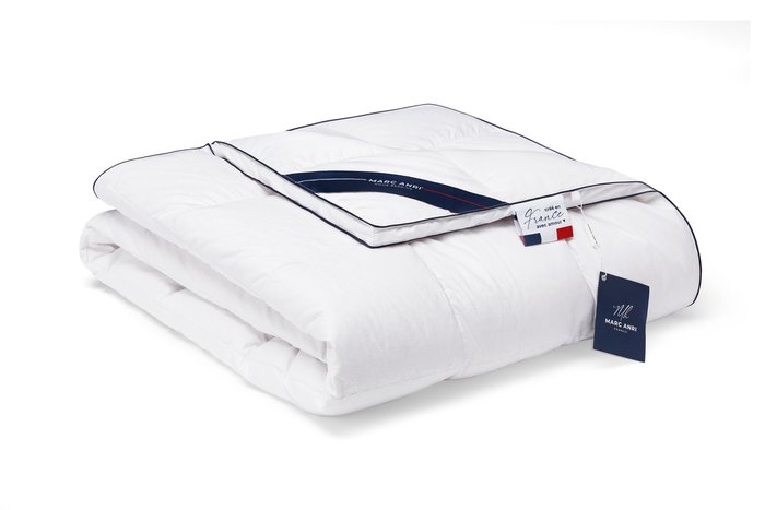 Одеяло Chamonix 140х205 белого цвета - купить Одеяла по цене 32145.0