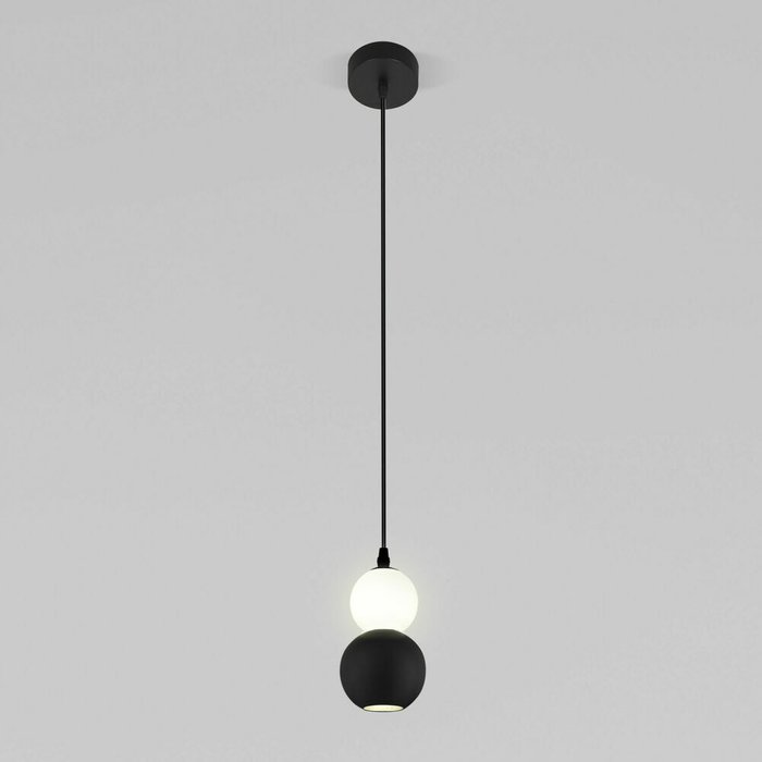 Подвесной светильник Polar М черно-белого цвета
